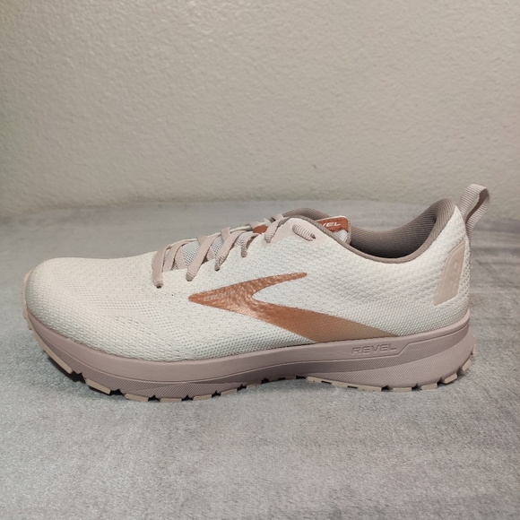 Brooks Shoes - Brook's Women's Revel 4